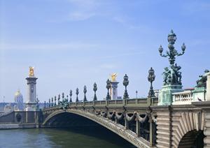 大阪堺市に位置する快適なビジネスホテル：東横INN堺駅前の全貌と魅力