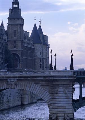 もしもの時の賠償責任に備える自転車保険