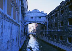 神奈川県川崎市のビジネスホテル！東横INN Jr.川崎駅前の魅力と便利な宿泊情報